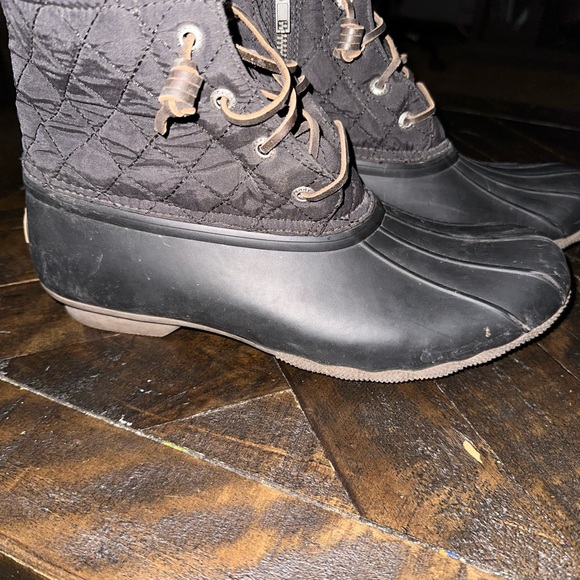 Boots - Picture 2 of 4